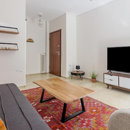 A Modern 2-Bedroom Apartment Near Areios Pagos Athens Luaran gambar
