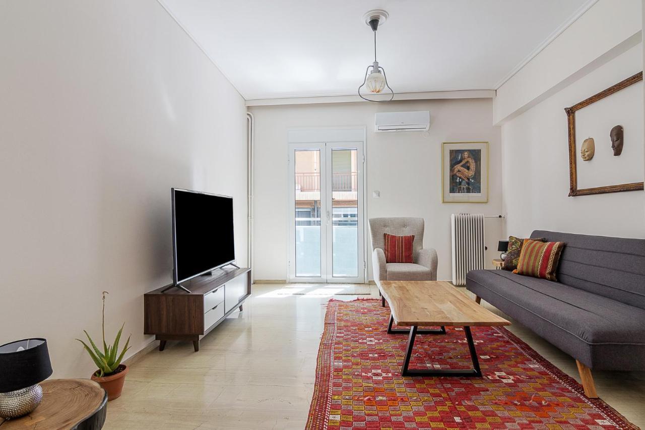 A Modern 2-Bedroom Apartment Near Areios Pagos Athens Luaran gambar